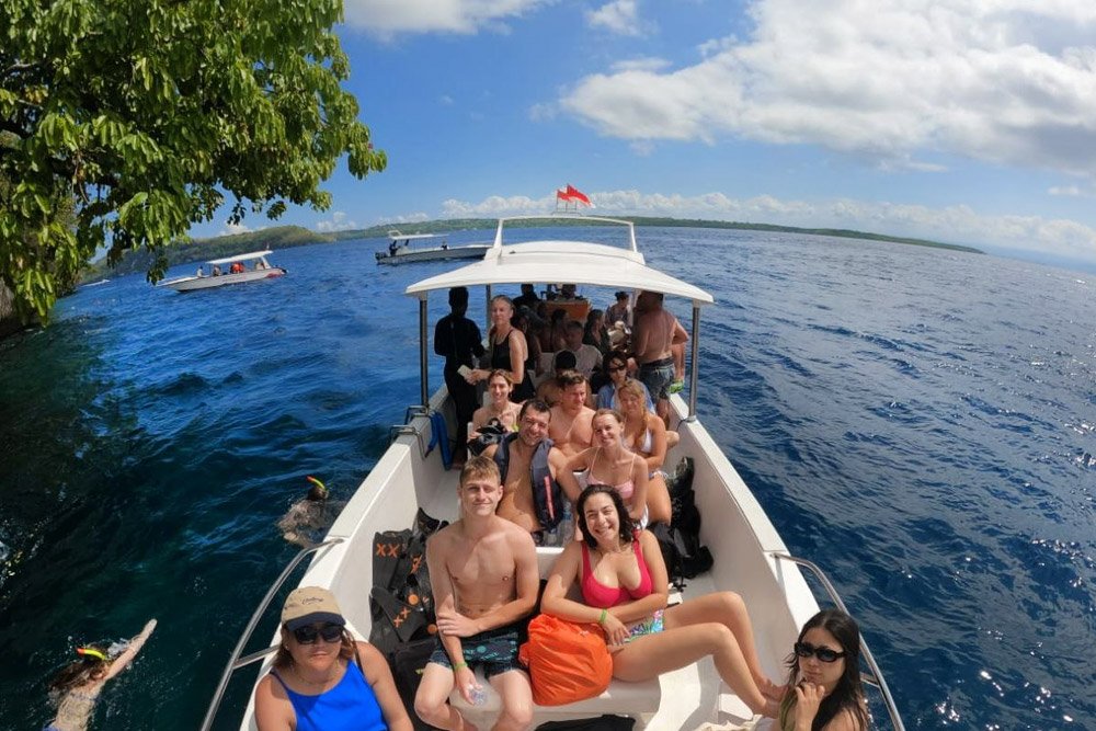 join-group-tour-nusapenida